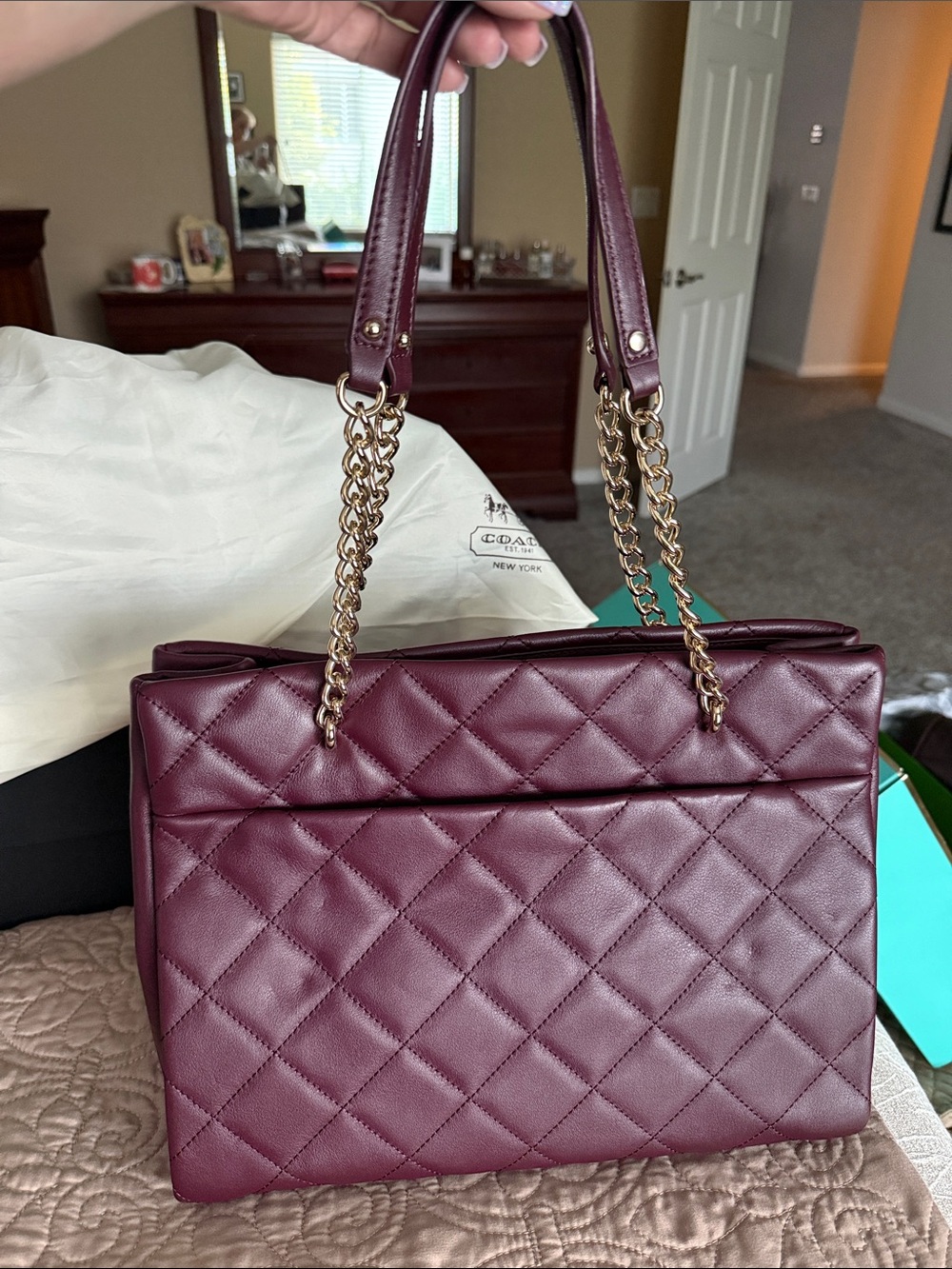 kate spade Emerson Place Phoebe Quilted Tote — Mulled Wine  NWT - Picture 2 of 12